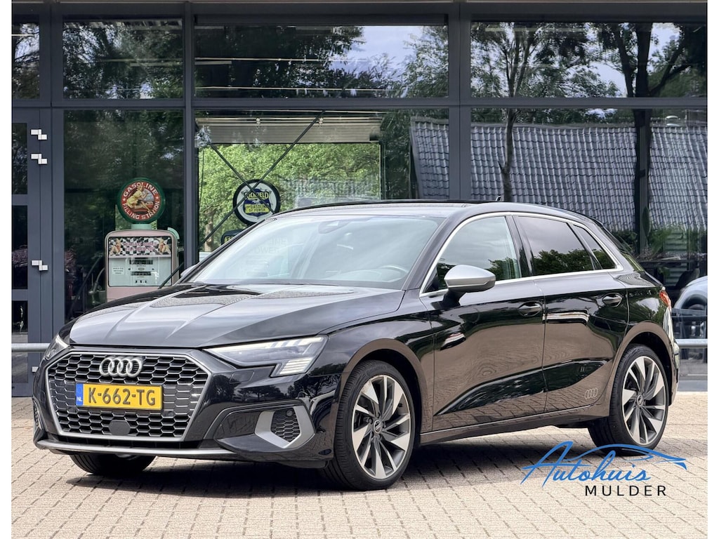 Audi A3 Sportback 30 TFSI Advanced edition | S-Line | Led | Stoel Verwarming | Sfeer Verlichting