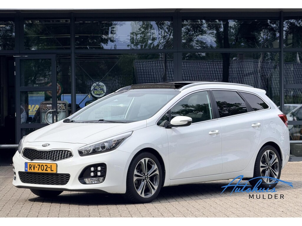 Kia Ceed cee'd Sportswagon 1.0 T-GDi GT-Line Summer Edition | Pano | Stoelverwarming | Camera | Navigatie | Apple-CarPlay