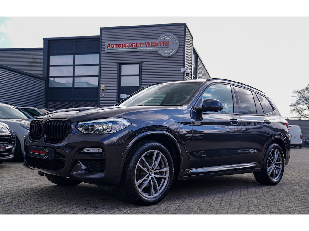 BMW X3 XDrive20i High Executive | M-pakket | BTW incl. | Panorama | Trekhaak | Harman Kardon | Facelift | 360cam | Stoelverwarming