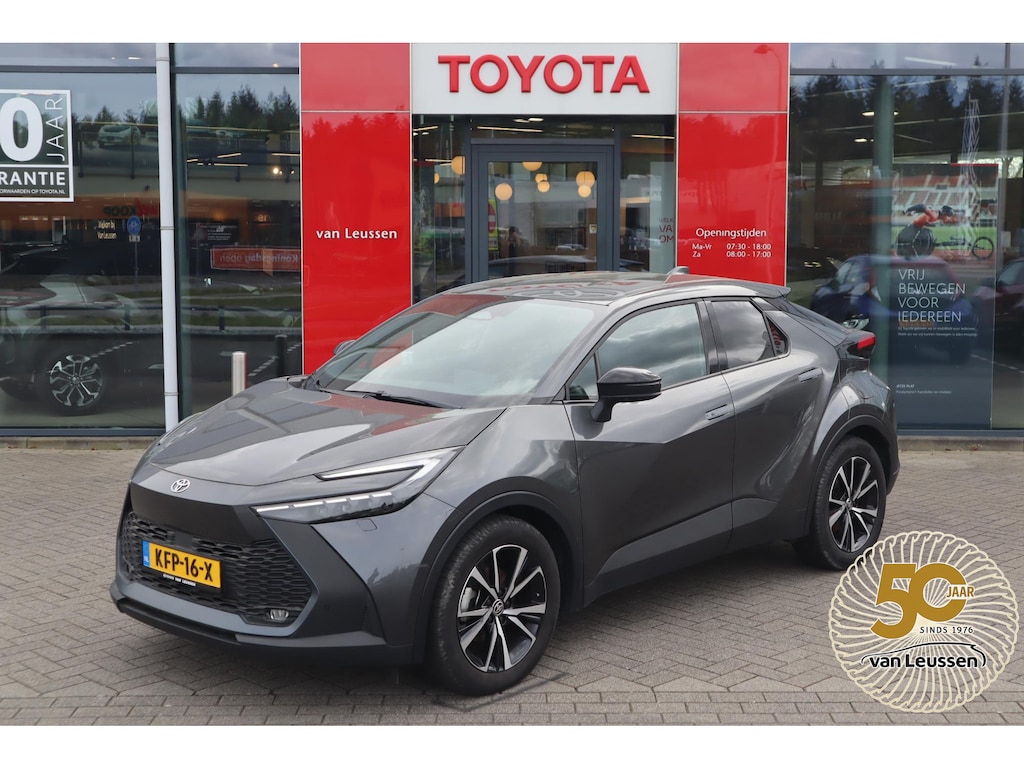 Toyota C-HR / C-HR+ 1.8 HYBRID 140 FIRST-EDITION STOEL/STUURVERW. P-SENSOREN EL-ACHTERKLEP DODEHOEK ANDROID/APPLE
