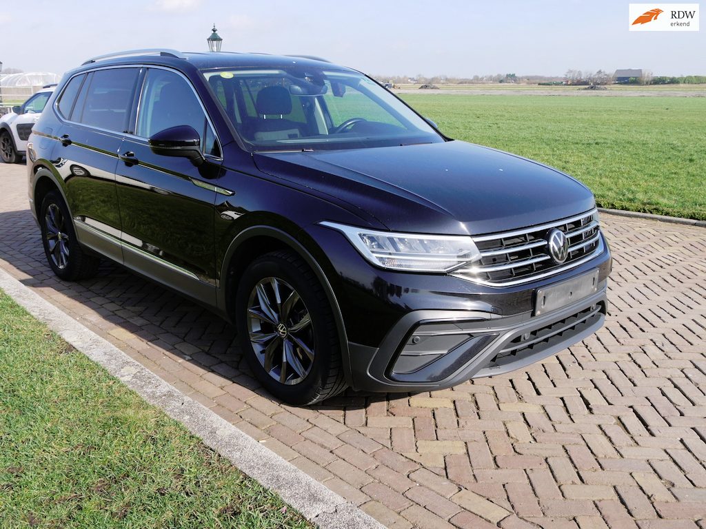 Volkswagen Tiguan 2.0 TDI AUT Business 110Kw DSG CLIMA ** 16999 NETTO **