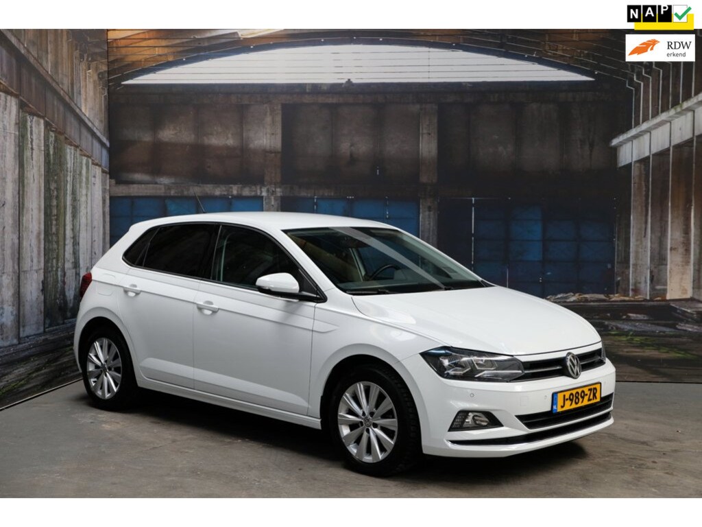 Volkswagen Polo 1.0 TSI Highline - Cruise - PDC - Nav - LMV - NL Auto