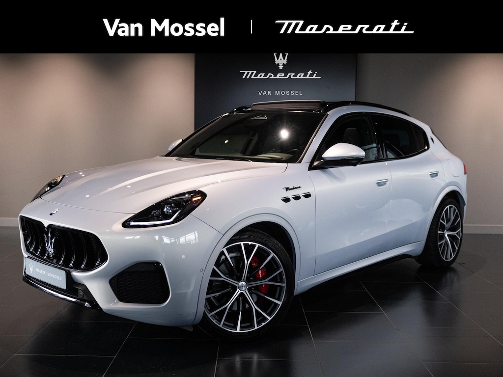 Maserati Grecale 2.0 MHEV Modena | 330pk | 2 jaar garantie | Climate Pack | Tech Pack | Dubbel glas | Luchtvering | Matrix LED | 21"