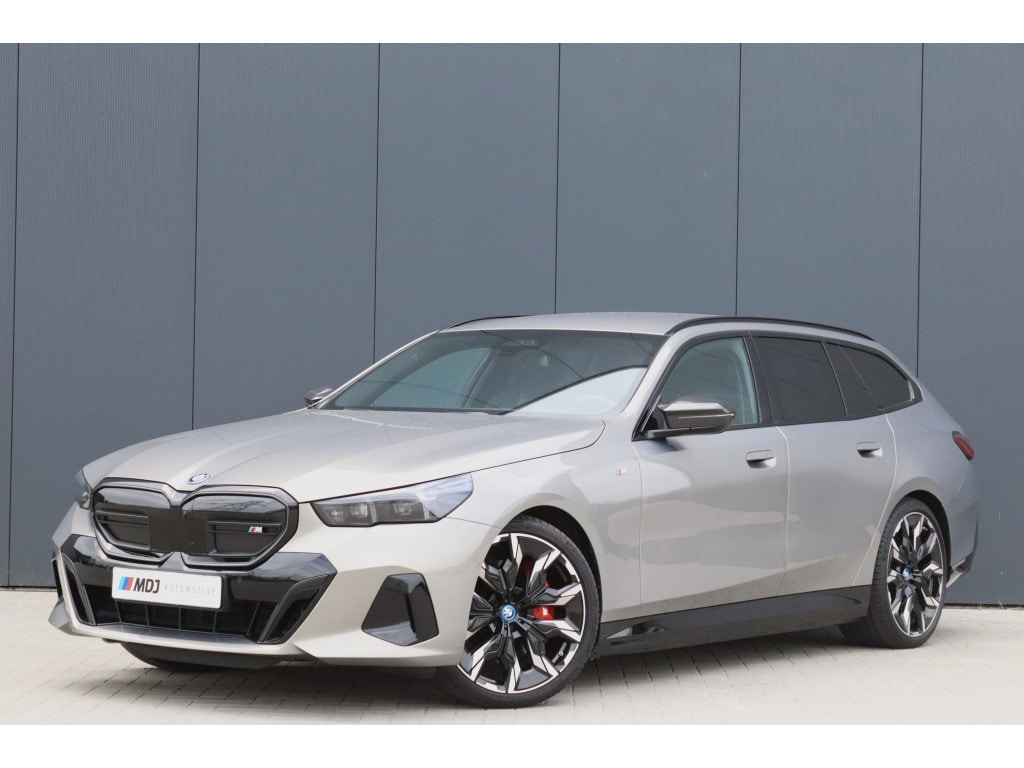 BMW i5 Touring M60 xDrive 601PK B&W 21 inch Garantie tot 07-2029