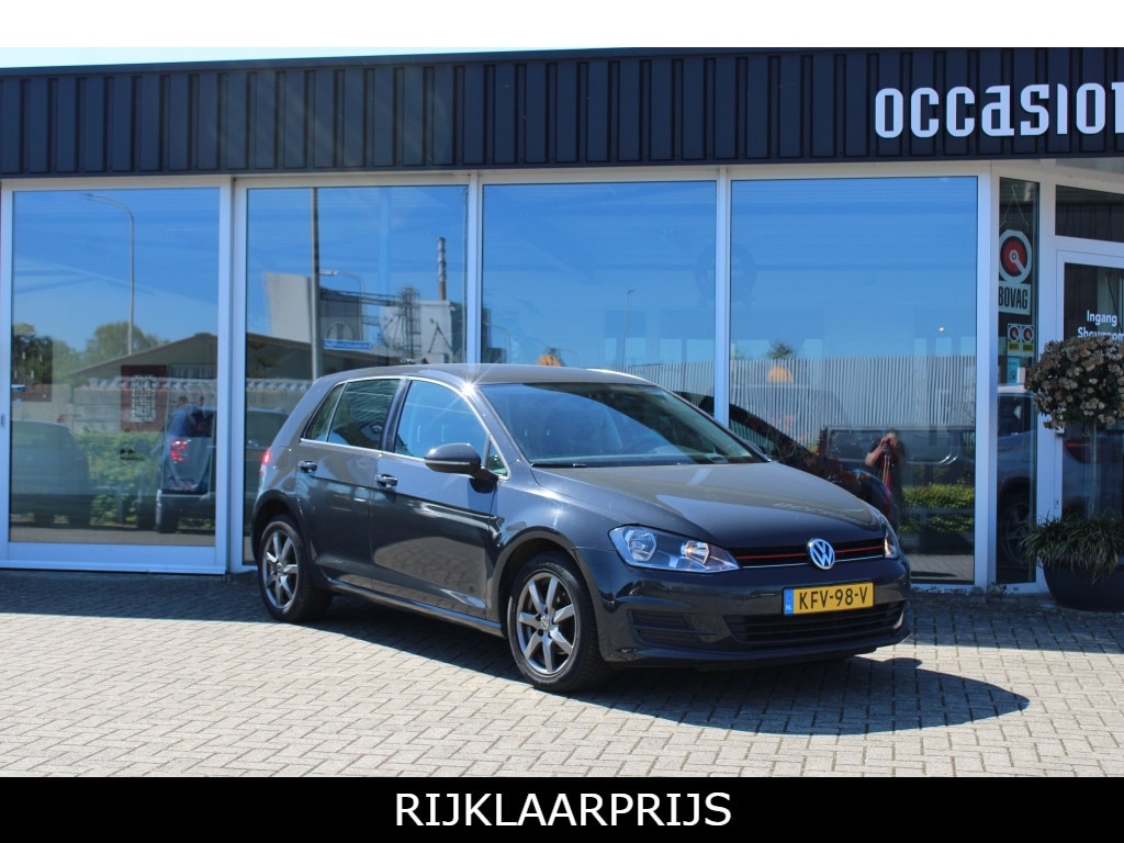 Volkswagen Golf VII Lim. Trendline BMT