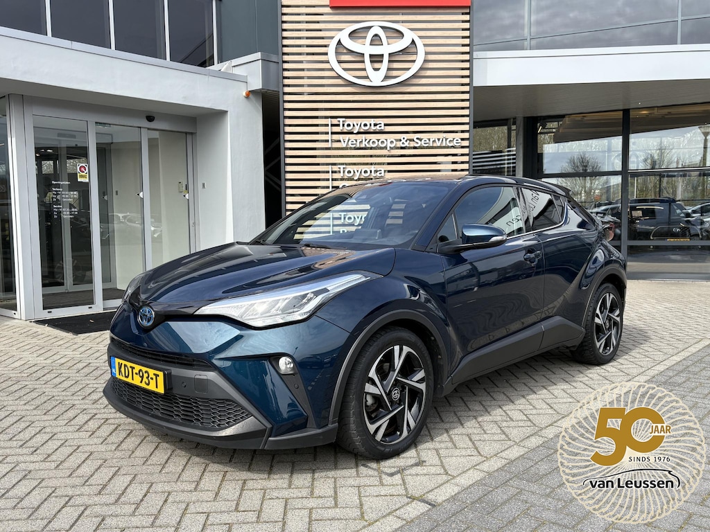 Toyota C-HR / C-HR+ 1.8 HYBRID DYNAMIC PARK-SENSOREN STOELVERW BLINDSPOT APPLE/ANDROID AD-CRUISE LM-VELGEN KEYLESS CAMERA DAB+
