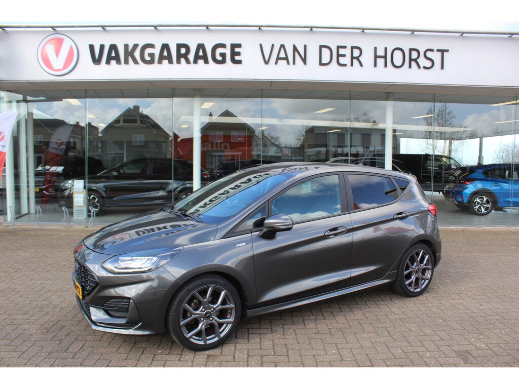 Ford Fiesta 1.0-125pk EcoBoost Mild-Hybrid ST-Line. Luxe, sportieve en goed onderhouden Fiesta ! Autm. airco, Cruise control, Lane assist, 17" Lmv, Parkeersensoren Achter, Metallic lak, Navigatie by Apple/Android, LED verlichting etc.