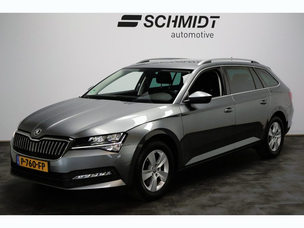 Skoda Superb Combi 1.5 TSI Business Edition Automaat | LED | Navigatie | Carplay