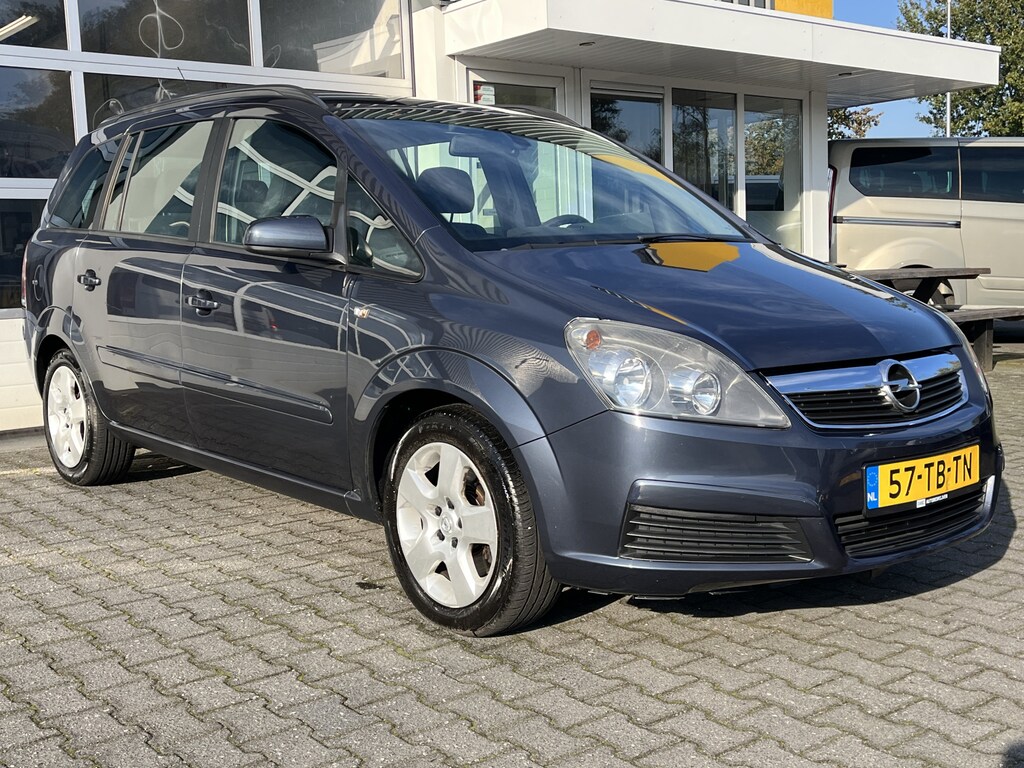 Opel Zafira 2.2 versnellingsbak defect Cruise control Climate control Trekhaak Navigatie versnellingsbaklager stuk