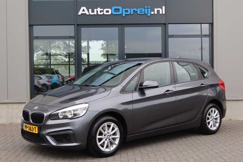 BMW 2-Serie Active Tourer 218i Active Tourer AUTOMAAT Corporate Lease NAVI, Trekhaak afnb.