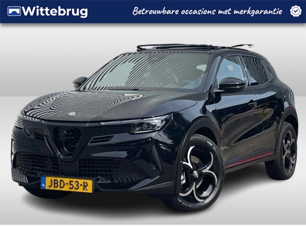 Alfa Romeo Junior 1.2 Turbo Hybrid 4WD Ibrida Q4 | Sportpack | Techno Pakket | Schuif/kanteldak