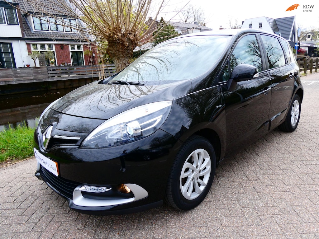 Renault Scenic 1.2 TCe 116pk Clima Cruise LED PDC Trekhaak 1500kg. Xenon