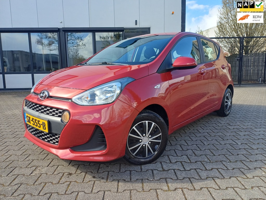 Hyundai i10 1.0i Comfort NAVI/PDC/AIRCO/CRUISE