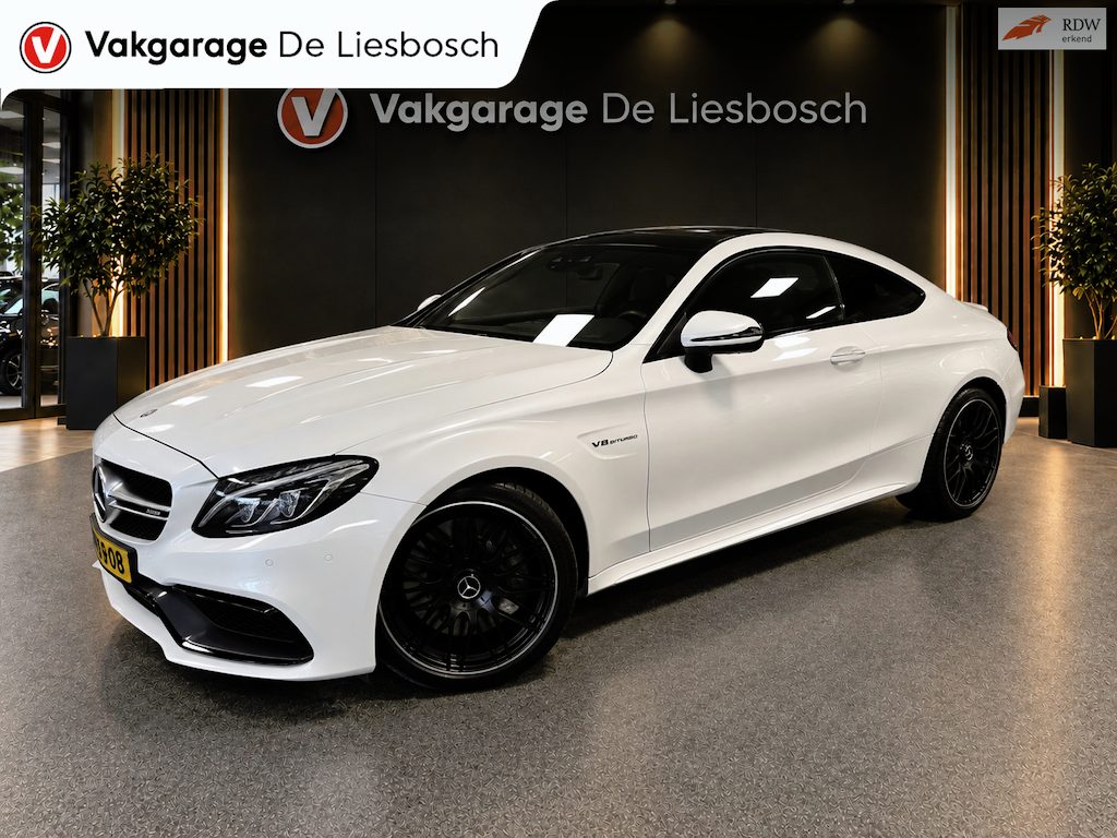 Mercedes-Benz C-klasse coupe AMG 63 / Panoramadak / Leer / Memory / Burmester / Camera / Complete historie