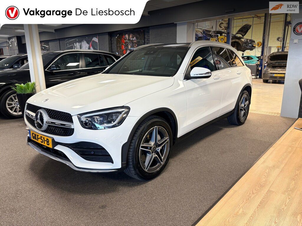 Mercedes-Benz GLC 200 4MATIC Premium Plus / AMG / pano / navi / camera / sfeer verlichting