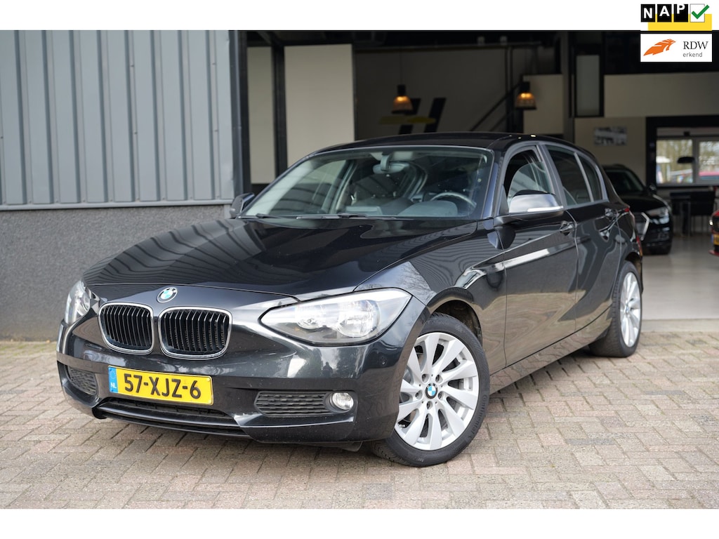 BMW 1-Serie 116i Business AUT|Cruise C|LM velgen|Navi|Trekh