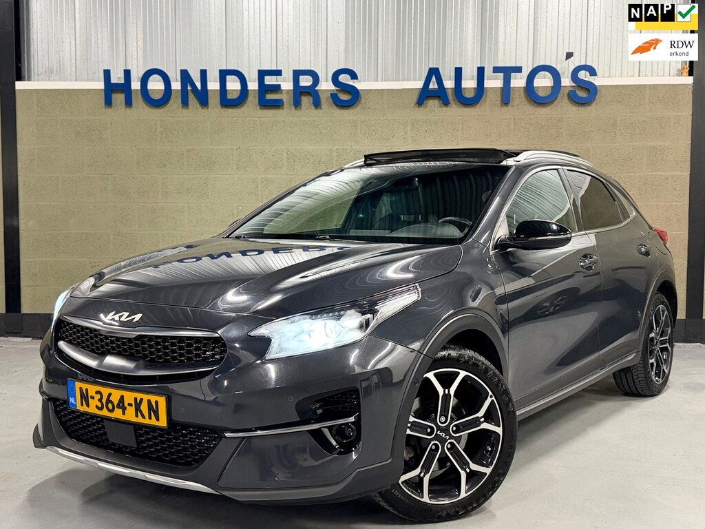 Kia Xceed 1.5 T-GDI MHEV Black Edition I PANO I 1E EIG. NAP I STUUR/STOELVERW I CARPLAY I ADAPT.CRUISE I JBL I CAMERA I PDC I BTW
