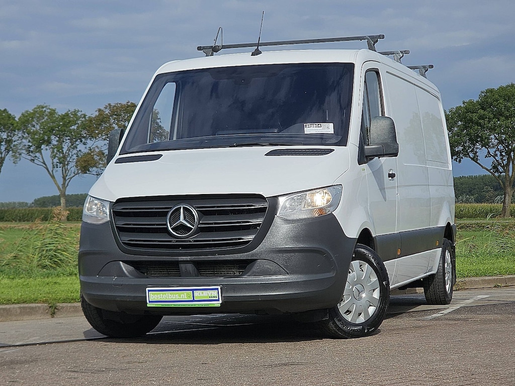 Mercedes-Benz Sprinter 211 L2H1 Euro6 Mbux AC!