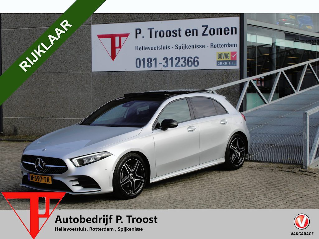 Mercedes-Benz A-klasse 180 AMG Night pakket Panoramadak/Stoelverwarming/Sfeerverlichting/DAB/Achteruitrijcamera/Cruise control