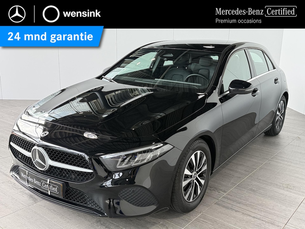 Mercedes-Benz A-klasse 180 Star Edition | Widescreen | Achteruitrijcamera | Led-koplampen | Parkeer assistent | Stoelverwarming |
