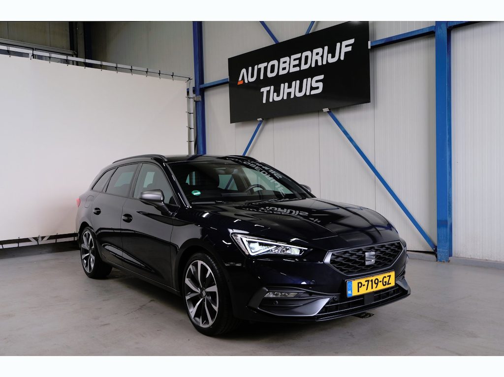 SEAT Leon Sportstourer 1.5 eTSI FR Business Intense Automaat - N.A.P. Airco, Cruise, Virtual Display, Camera, PDC.
