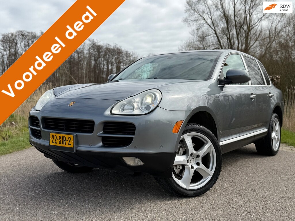 Porsche Cayenne 4.5 S Automaat / Schuif-/Kanteldak / Luchtvering / Leder / 20" Velgen / Navi / Clima / Stoelverwarming / Cruise /