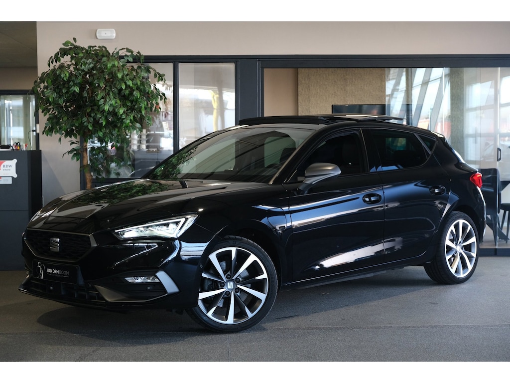 SEAT Leon 1.4 TSI eHybrid PHEV FR 204PK Pano Navi Cam Led ACC PDC