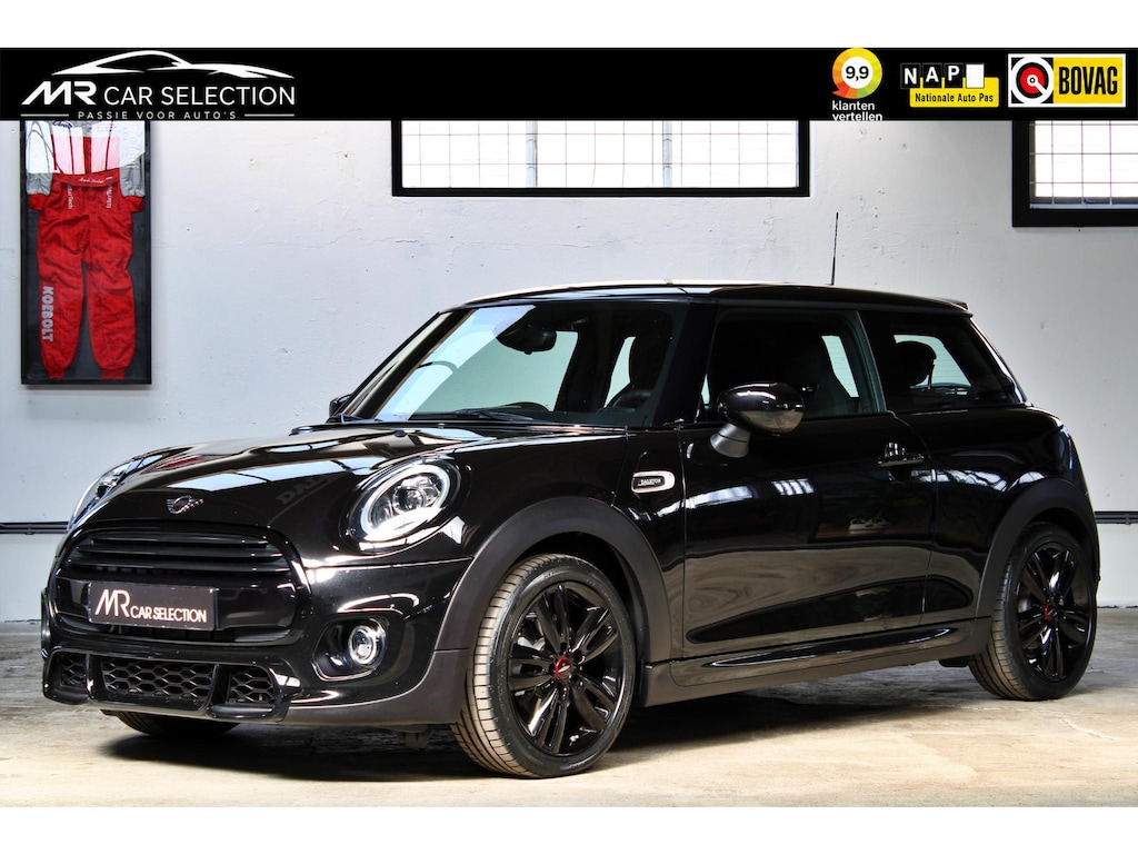 MINI Cooper 3-Deurs 1.5 Dalston Edition | John Cooper Works | Apple Carplay | Stoelverwarming | NL auto | 1e eigenaar |