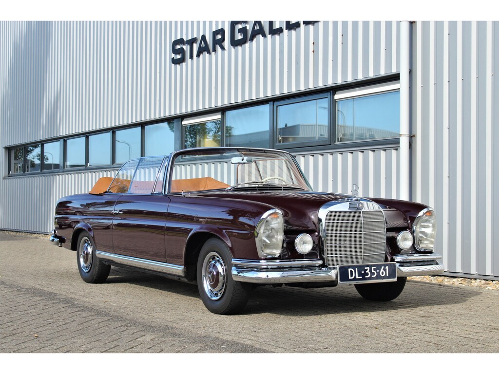 Mercedes-Benz S-klasse 220 SE W111 Cabriolet