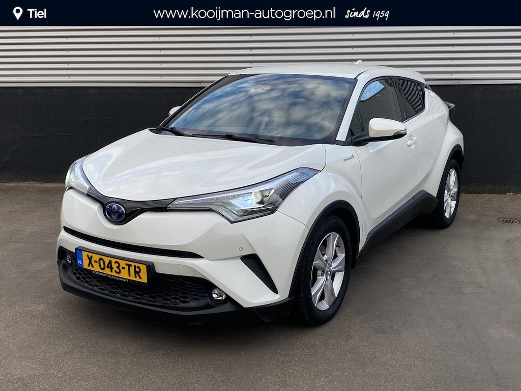Toyota C-HR / C-HR+ 1.8 Hybrid Dynamic edition Stoel- & stuurverwarming, dodehoek detectie, navigatie, achteruitrijcamera, adaptieve cruise control