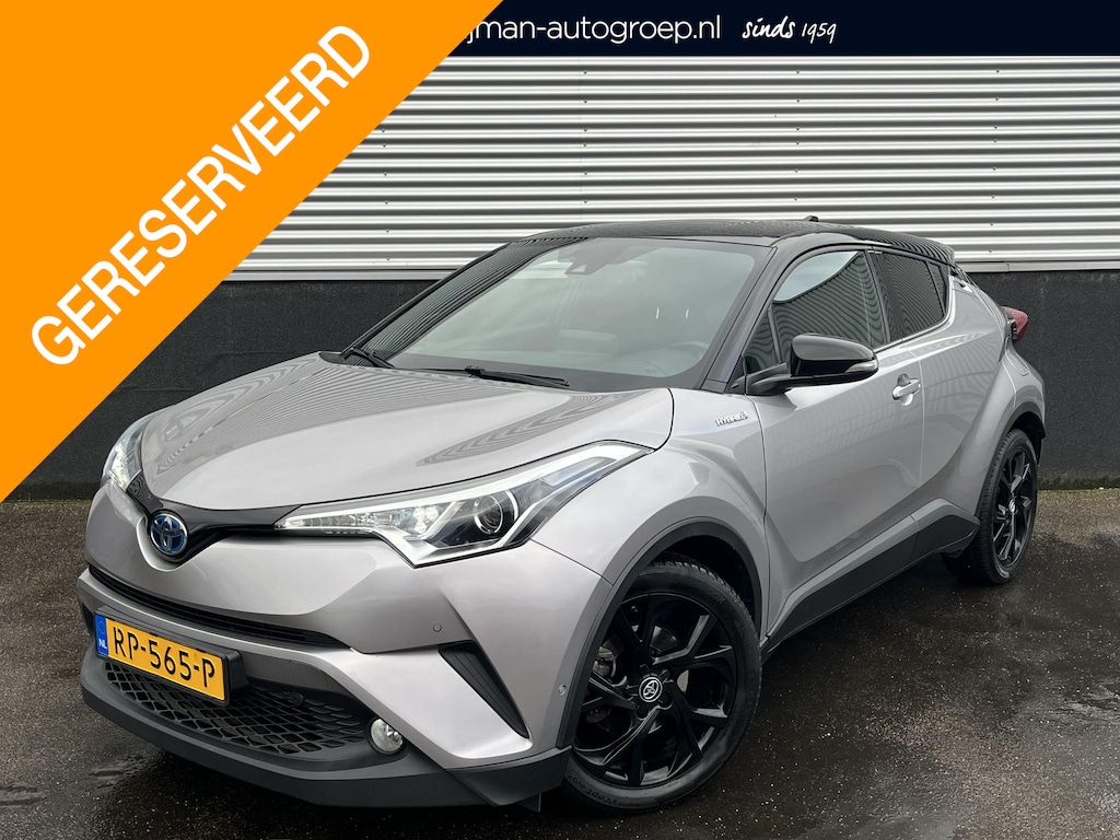Toyota C-HR / C-HR+ 1.8 Hybrid First Edition Automaat Zeer mooie in Nederland geleverde C-HR incl: Trekhaak, LM velgen, JBL, Cruise Control, Climate control, Dodehoek detectie, Full Map Navigatie