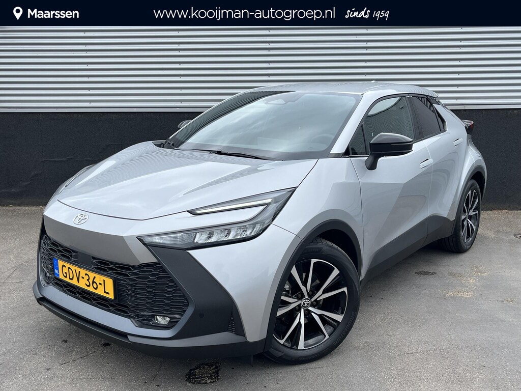 Toyota C-HR / C-HR+ 1.8 Hybrid 140 Dynamic Dodehoek detectie/ Camera / adaptieve cruise control / Apple Carplay/Android Auto / keyless / parkeersensoren v&a /