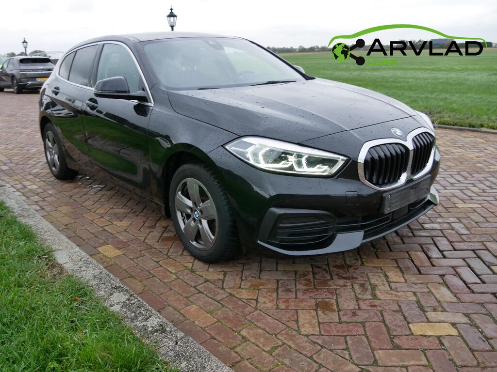 BMW 1-Serie 116d AUT CLIMA NAVI ** 10299 NETTO **