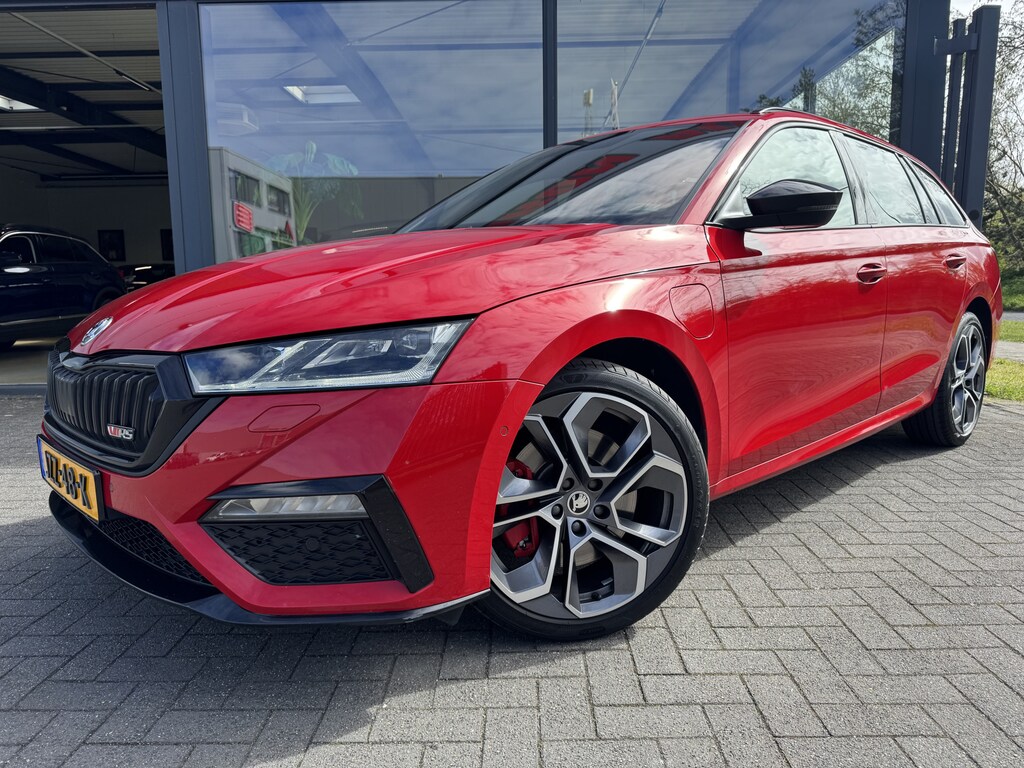 Skoda Octavia Combi 1.4 TSI RS iV PHEV Sport DSG 245Pk Camera | Keyless | Memory Stoelverwarming | Carplay