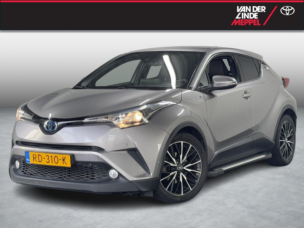 Toyota C-HR / C-HR+ 1.8 Hybrid Executive Half Leer