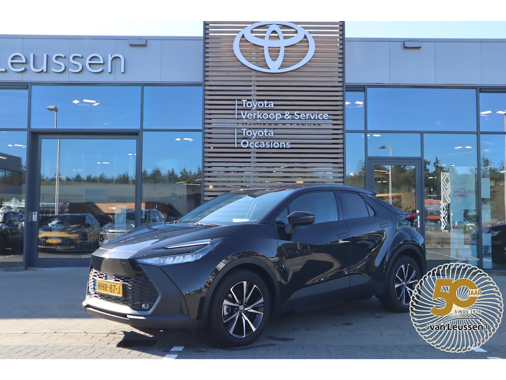 Toyota C-HR / C-HR+ 220 PLUG-IN HYBRID DYNAMIC BLIND-SPOT STOELVERWARMING CAMERA AD-CRUISE NL-AUTO