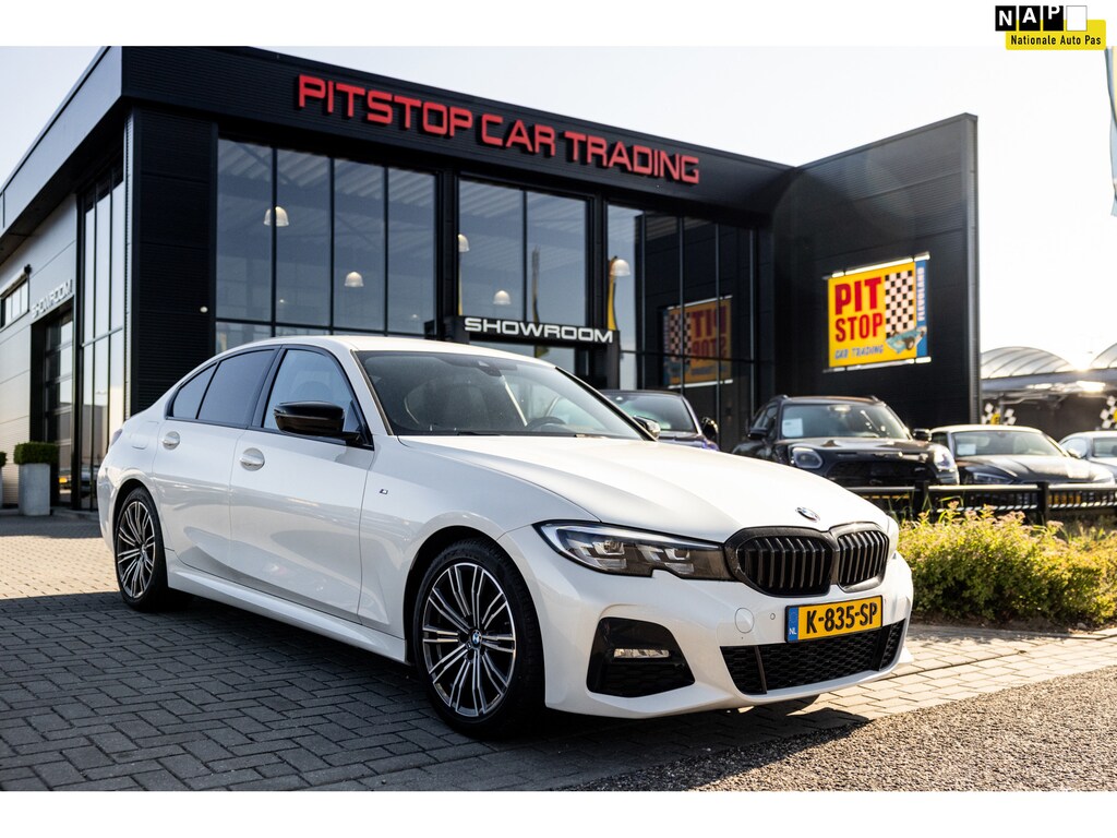 BMW 3-Serie 318i M-Sport, 156 PK, NL auto, Sfeer, Shadow Line!