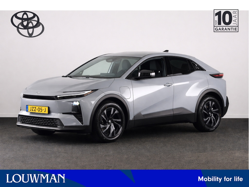 Toyota C-HR / C-HR+ First Edition 77 kWh *DEMO* | Apple Carplay & Android Auto | Parkeercamera |  * | Direct leverbaar |