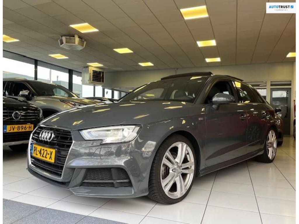 Audi A3 Sportback 1.4 TFSI CoD Sport S Line Edition/Panoramadak/Apple Carplay/Automaat/Navi/Cruise/Airco