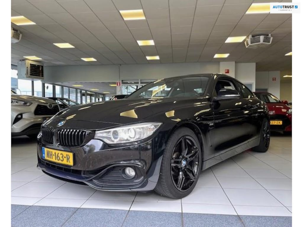 BMW 4-Serie Coupé 435i M Sport/306 PK/Navi/Leder/Automaat