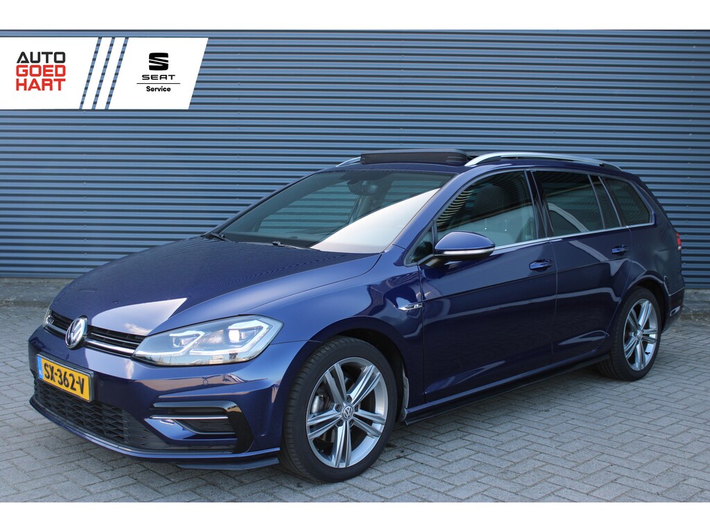 Volkswagen Golf Variant 1.0 TSI Highline Business R Panoramadak Virtual-Cockpit Full-LED CarPlay