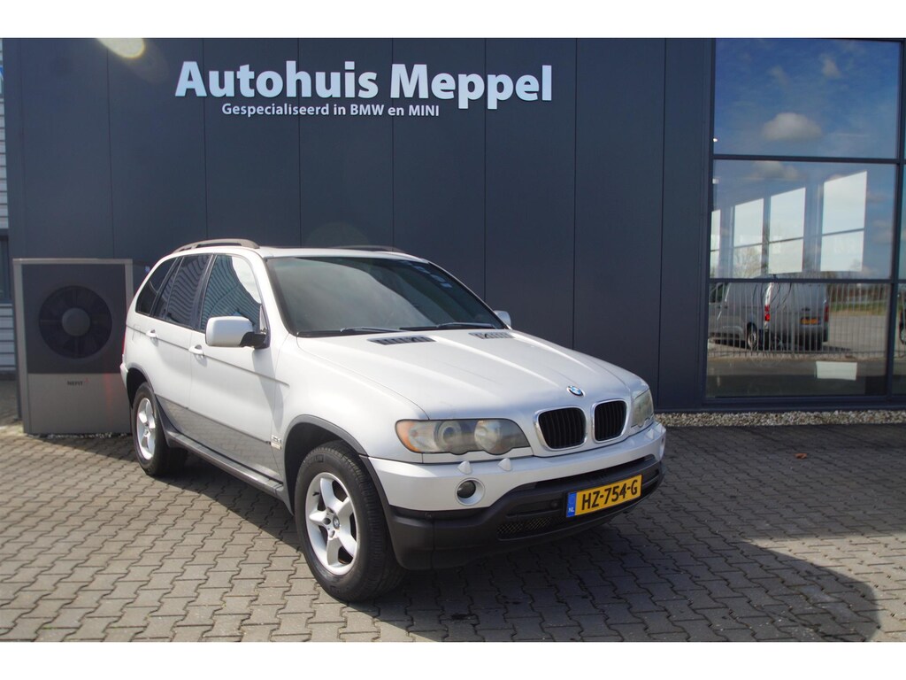 BMW X5 3.0d bijna Yountimer 25jaar | Trekhaak | Sportpakket | Automaat | Cruise Control | Xenon