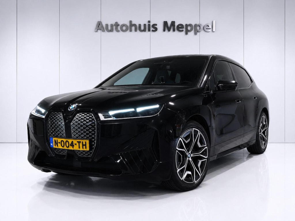 BMW iX XDrive40 SOH 99.9%*SportPakket*Laserlicht*Trekhaak*H/K-Sound*Soft Close