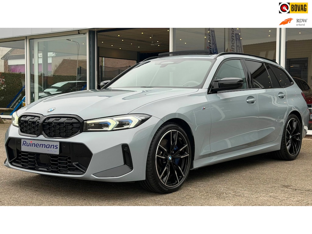 BMW 3-Serie Touring M340i xDrive LCI / 360 / HUD / KEYLESS / PANO
