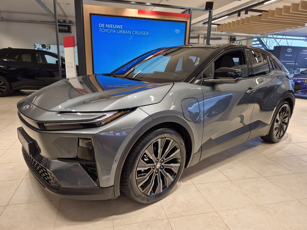 Toyota C-HR / C-HR+ Executive AWD 77 kWh | JBL | 20'' | Panorama dak | 360 Camera | Cruise control adaptief | Nieuw op voorraad! Snel rijden!