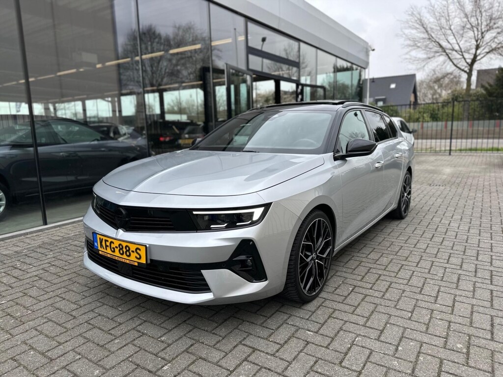 Opel Astra Sports Tourer Turbo AUTOMAAT GS LINE "FULL OPTIONS"!!