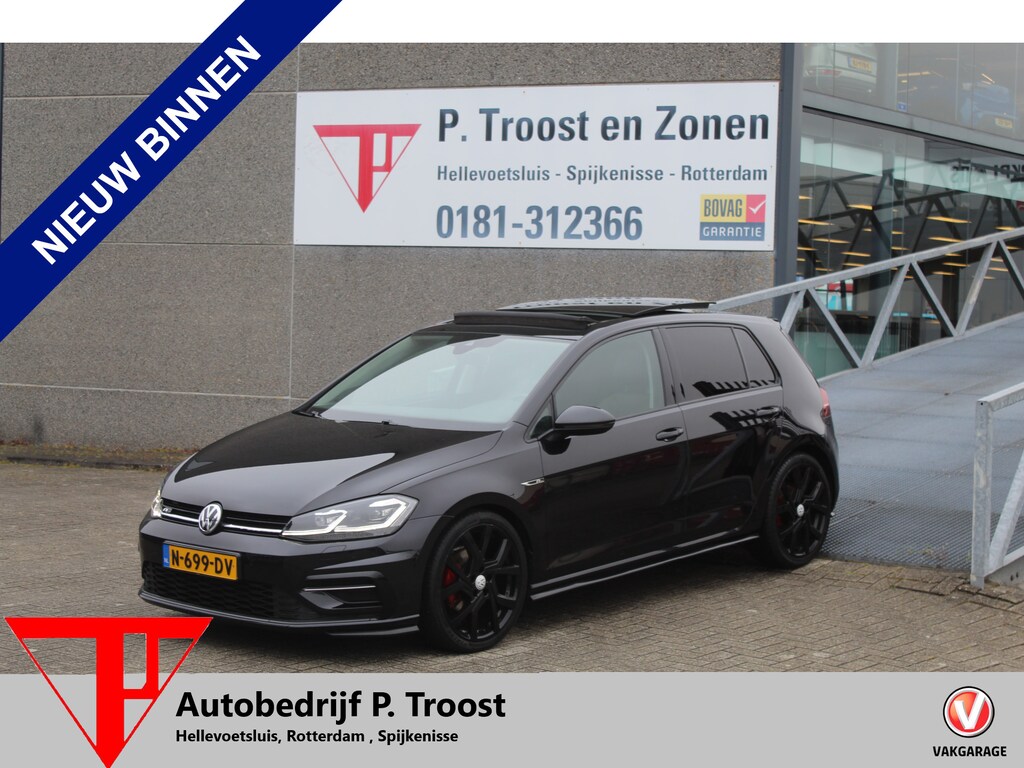 Volkswagen Golf 1.5 TSI Highline R-line Automaat Panoramadak/Apple Carplay/Navigatie/Digitale Cockpit/Achteruitrijcamera/Stoelverwarming/Adaptieve Cruise Control/Parkeersensoren Voor+Achter/Lane Assist/Bots waarschuwing/Dodehoek Waarschuwing/Bluetooth/Automatisc