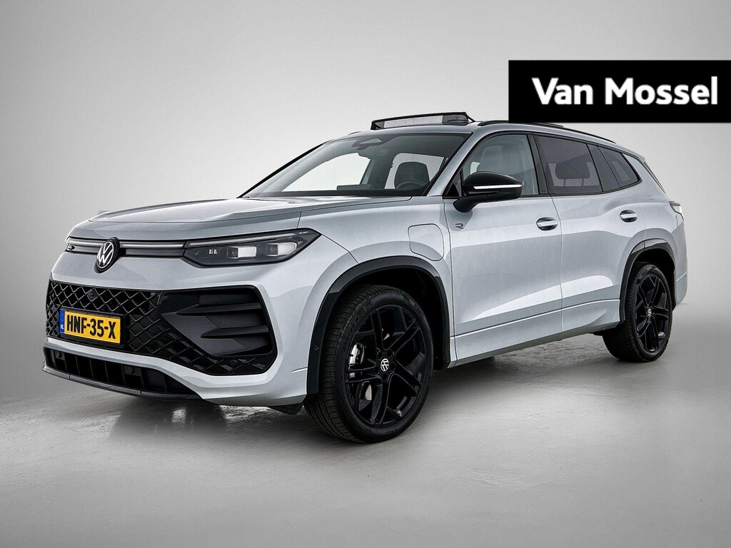 Volkswagen Tayron 1.5 eHybrid R-Line Edition | SoH 97% | 272 PK | Automaat | Black Style | Lederen Interieur (Memory Seats) | 360* Camera (Helicopter View) | Head-Up Display | Harman-Kardon