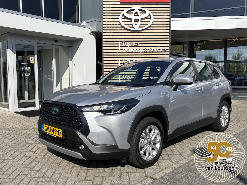 Toyota Corolla Cross HYBRID 200 DYNAMIC STOEL/STUURVERW PARK-SENSOREN BLIND-SPOT CLIMA AD-CRUISE 17' LM-VELGEN CAMERA APPLE/ANDROID