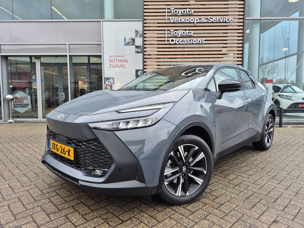 Toyota C-HR / C-HR+ 2.0 Plug-in Hybrid 220 Dynamic Automaat | Navigatie | Dode hoek detectie | LED | Stoel/Stuur verwarming | PDC V+A | Volledig elektrisch rijden mogelijk |